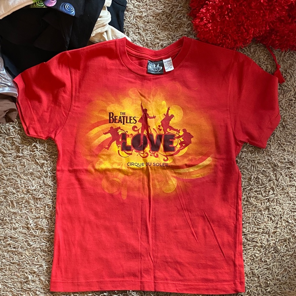 Beatles LOVE t shirt NWT/Small